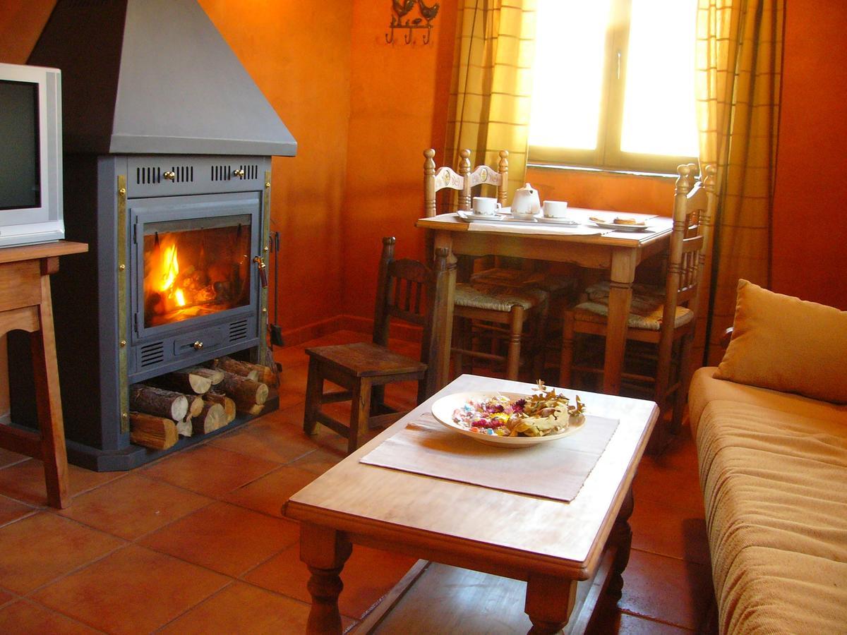 Apartamentos Turisticos La Alqueria De Valverde Valverde De Los Arroyos Zewnętrze zdjęcie